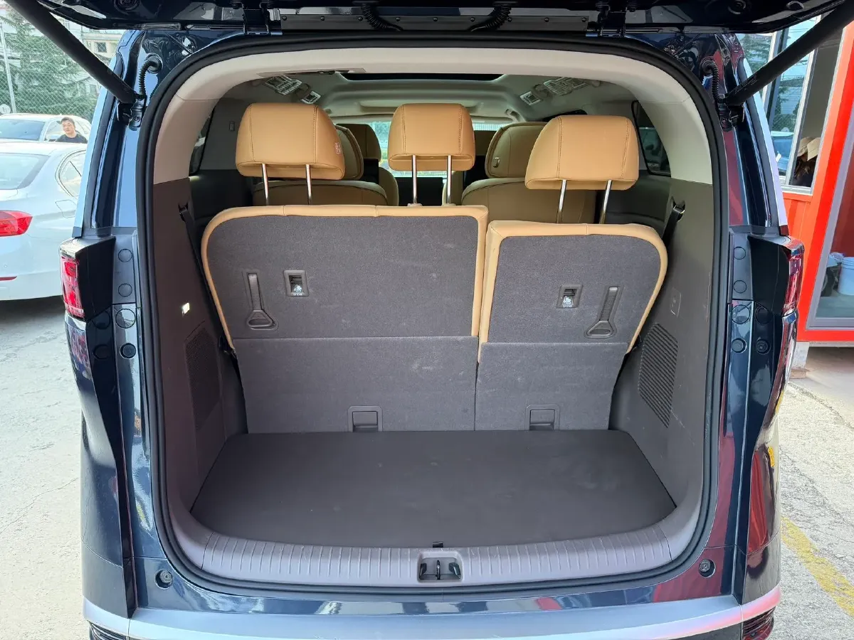 2022 Mercedes-Benz GLC Class 2.0T 197HP L4 9AT,autocango,china used car exporter,china ev exporter,chinese used car exporter,chinese used ev exporter