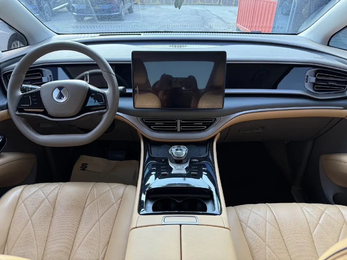 2022 Mercedes-Benz GLC Class 2.0T 197HP L4 9AT,autocango,china used car exporter,china ev exporter,chinese used car exporter,chinese used ev exporter