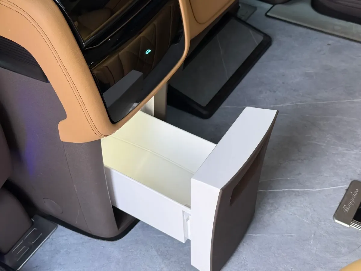 2022 Mercedes-Benz GLC Class 2.0T 197HP L4 9AT,autocango,china used car exporter,china ev exporter,chinese used car exporter,chinese used ev exporter