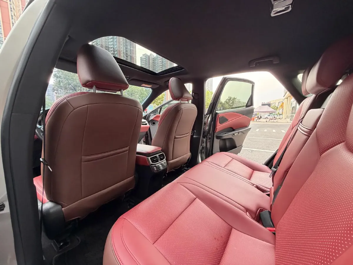 2023 Lexus RX 2.5L 189HP L4 E-CVT Hybrid,autocango,china used car exporter,china ev exporter,chinese used car exporter,chinese used ev exporter