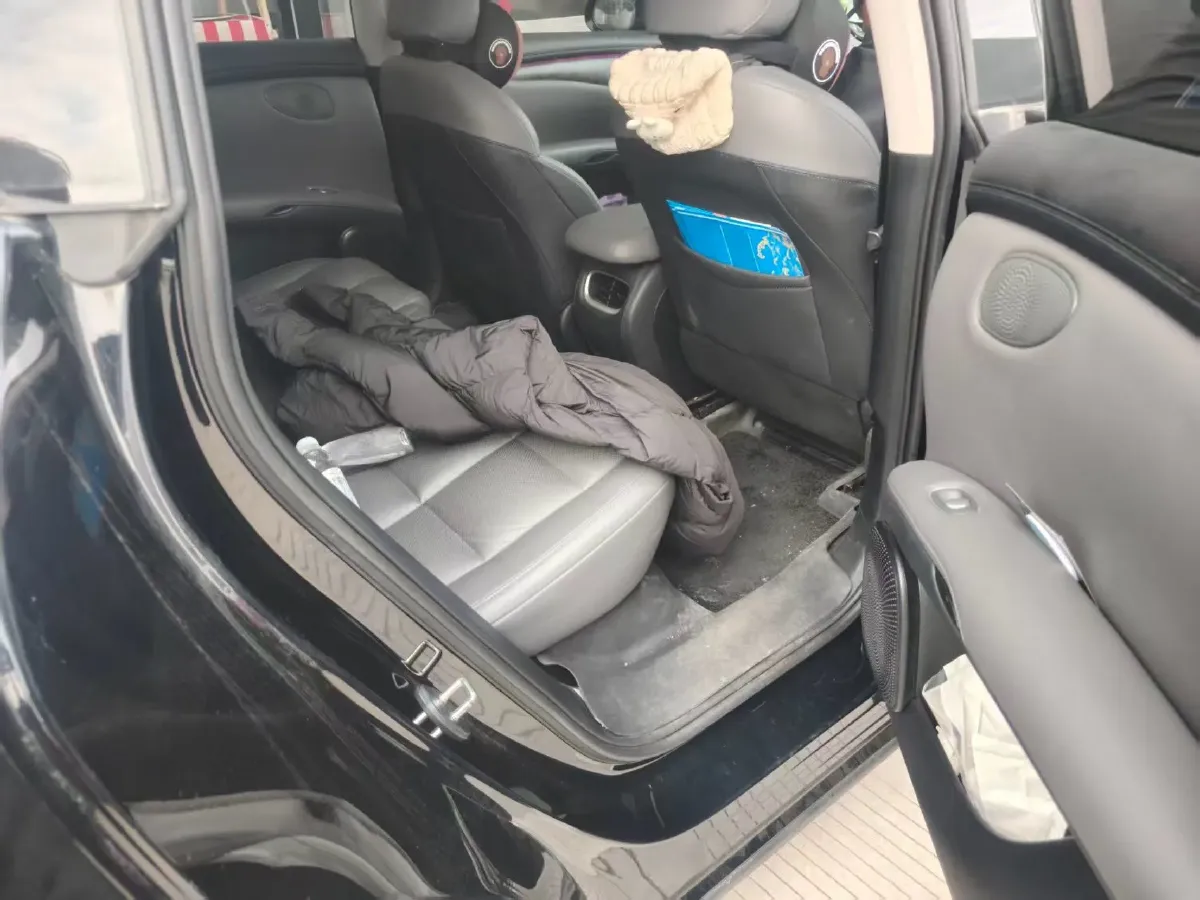 2023 IM LS6 BEV 90KWH,autocango,china used car exporter,china ev exporter,chinese used car exporter,chinese used ev exporter