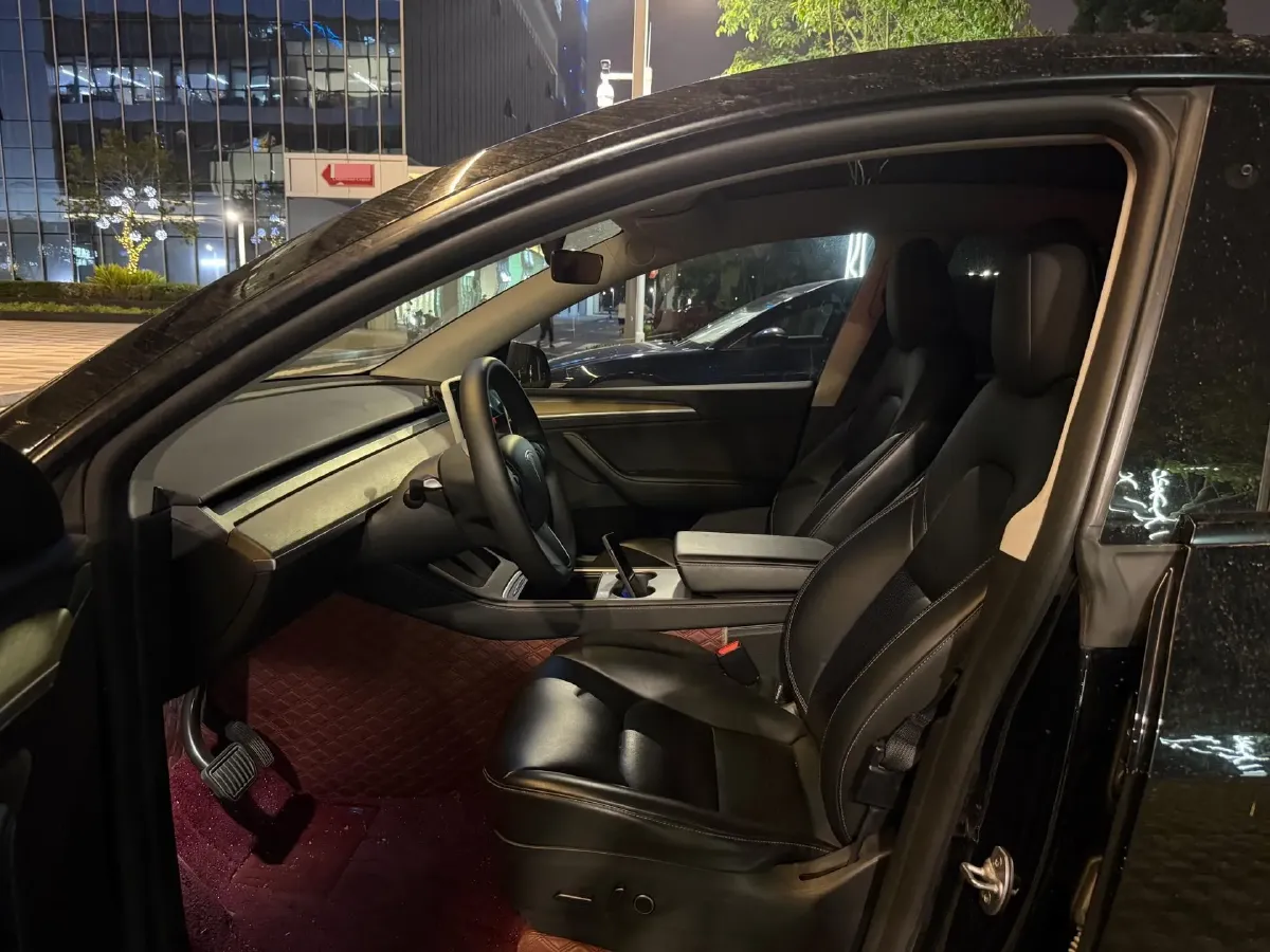 2022 Tesla Model Y BEV 60KWH,autocango,china used car exporter,china ev exporter,chinese used car exporter,chinese used ev exporter