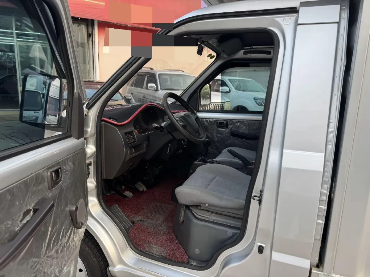 2019 WuLing RongGuang New Truck 1.5L 107HP L4 5MT,autocango,china used car exporter,china ev exporter,chinese used car exporter,chinese used ev exporter