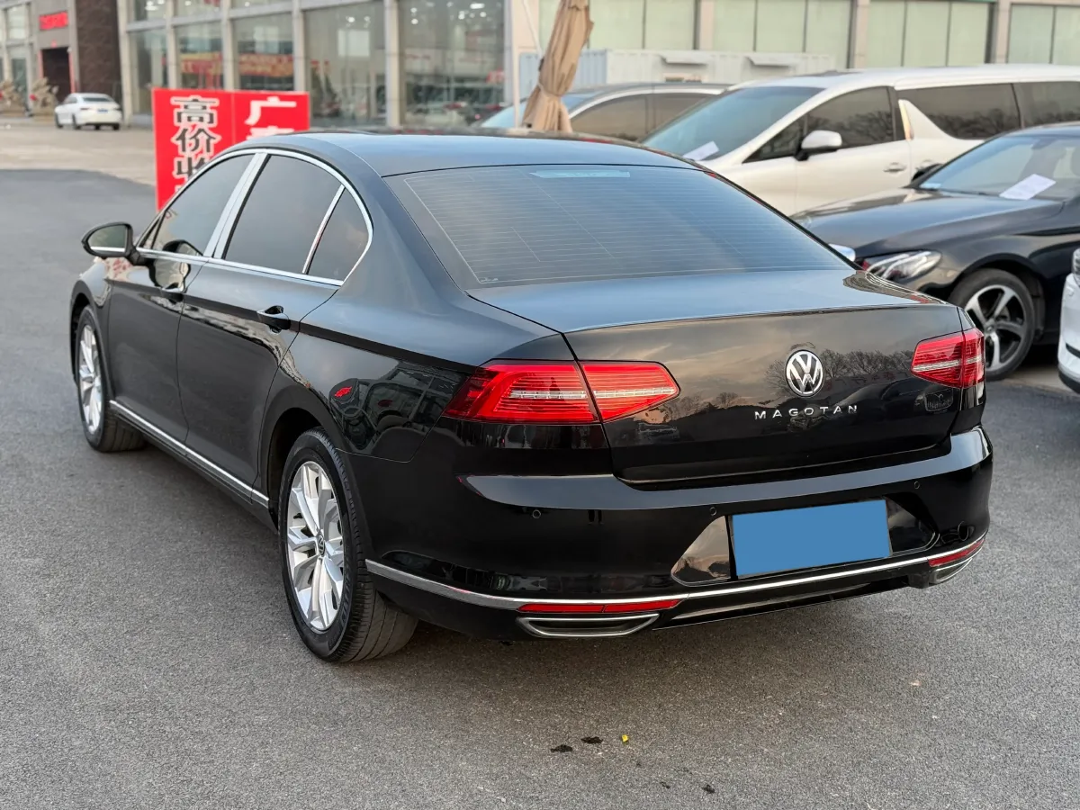 2018 Volkswagen Magotan 1.8T 180HP L4 7DCT,autocango,china used car exporter,china ev exporter,chinese used car exporter,chinese used ev exporter