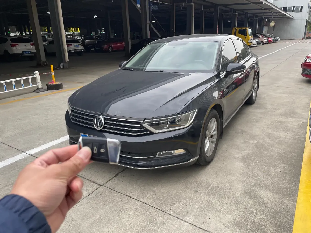 2018 Volkswagen Magotan 1.4T 150HP L4 7DCT,autocango,china used car exporter,china ev exporter,chinese used car exporter,chinese used ev exporter