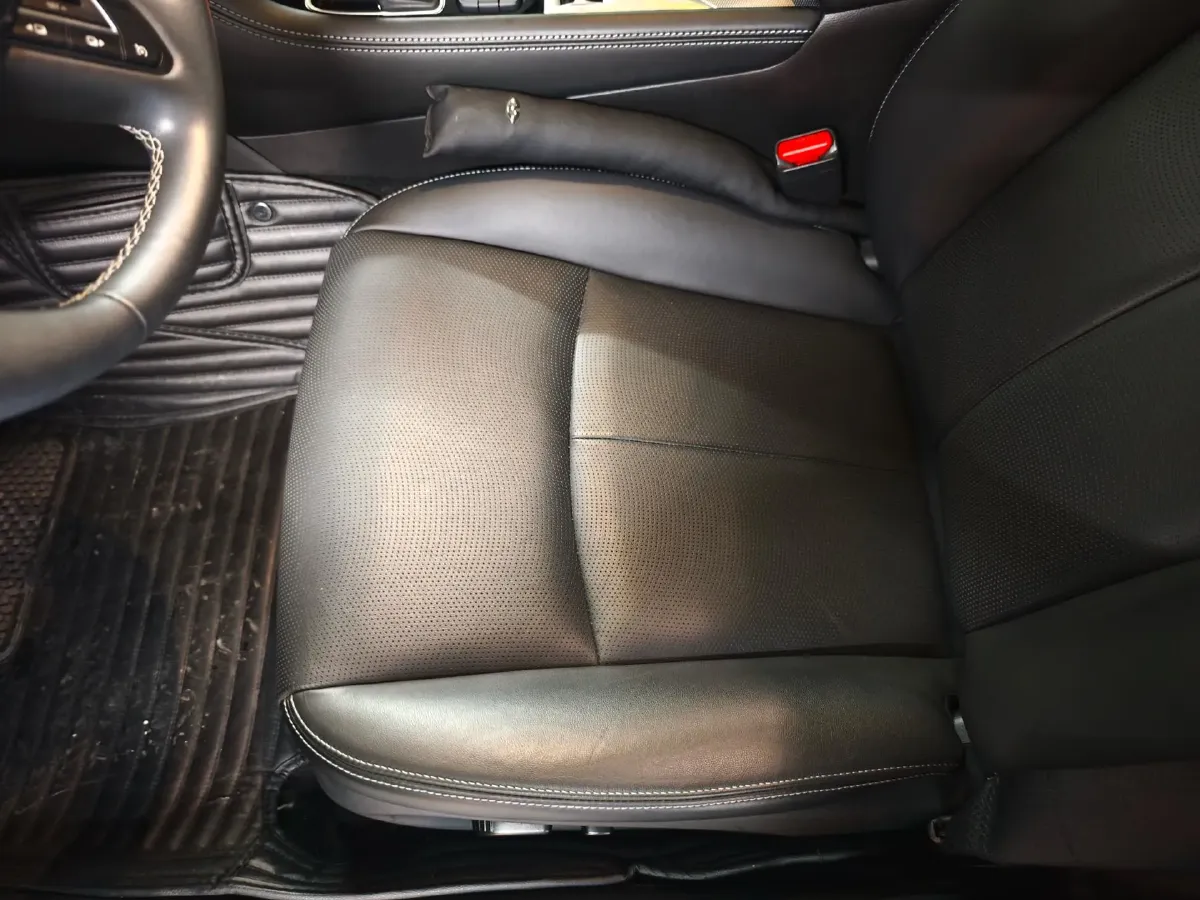 2021 Infiniti Q50L 2.0T 211HP L4 7AT,autocango,china used car exporter,china ev exporter,chinese used car exporter,chinese used ev exporter