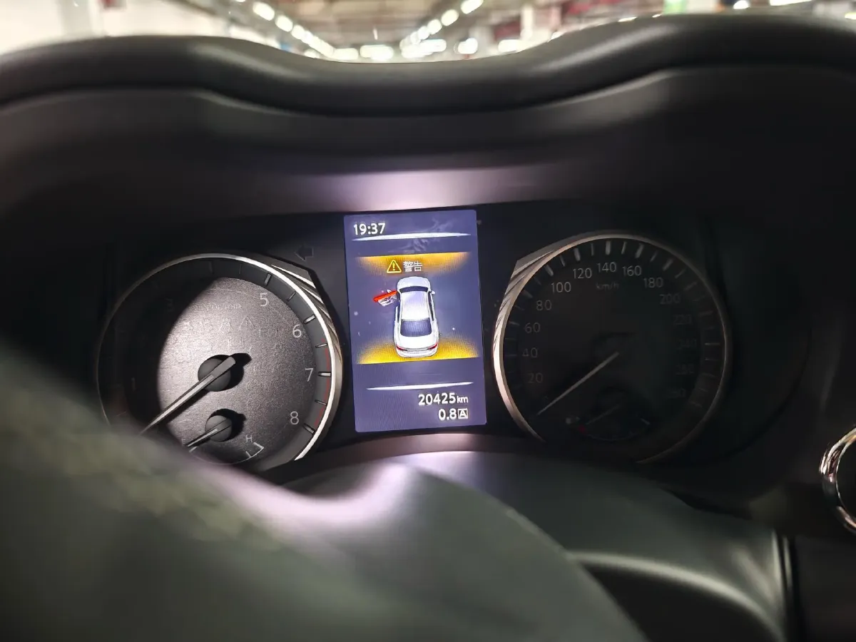 2021 Infiniti Q50L 2.0T 211HP L4 7AT,autocango,china used car exporter,china ev exporter,chinese used car exporter,chinese used ev exporter