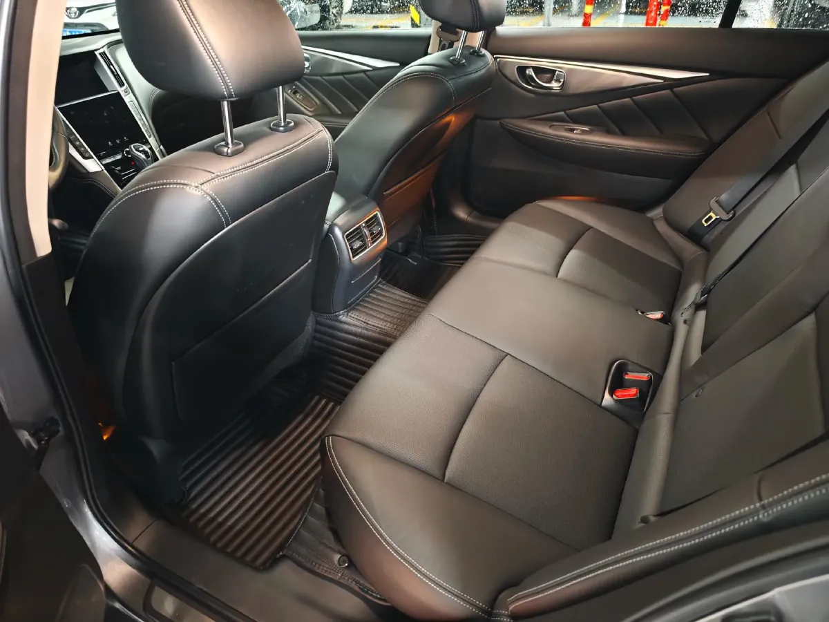 2021 Infiniti Q50L 2.0T 211HP L4 7AT,autocango,china used car exporter,china ev exporter,chinese used car exporter,chinese used ev exporter