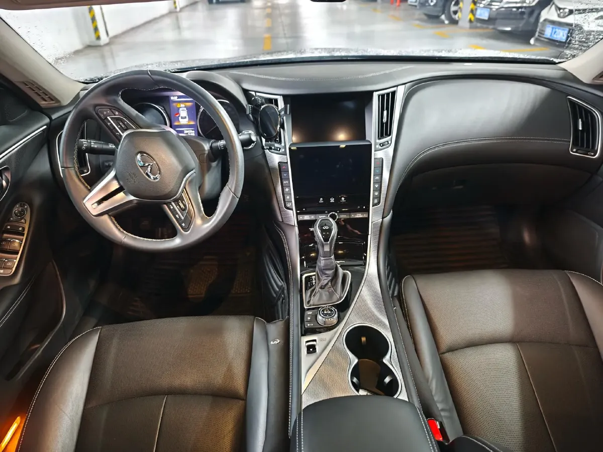 2021 Infiniti Q50L 2.0T 211HP L4 7AT,autocango,china used car exporter,china ev exporter,chinese used car exporter,chinese used ev exporter