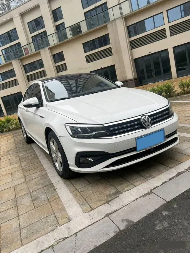 2019 Volkswagen T-Cross 1.4T 150HP L4 7DCT,autocango,china used car exporter,china ev exporter,chinese used car exporter,chinese used ev exporter
