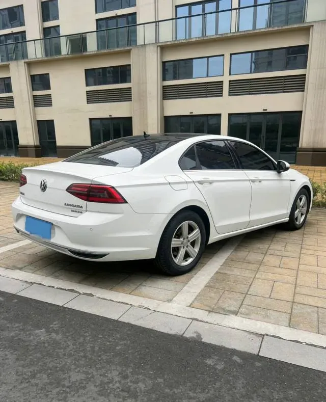 2019 Volkswagen T-Cross 1.4T 150HP L4 7DCT,autocango,china used car exporter,china ev exporter,chinese used car exporter,chinese used ev exporter