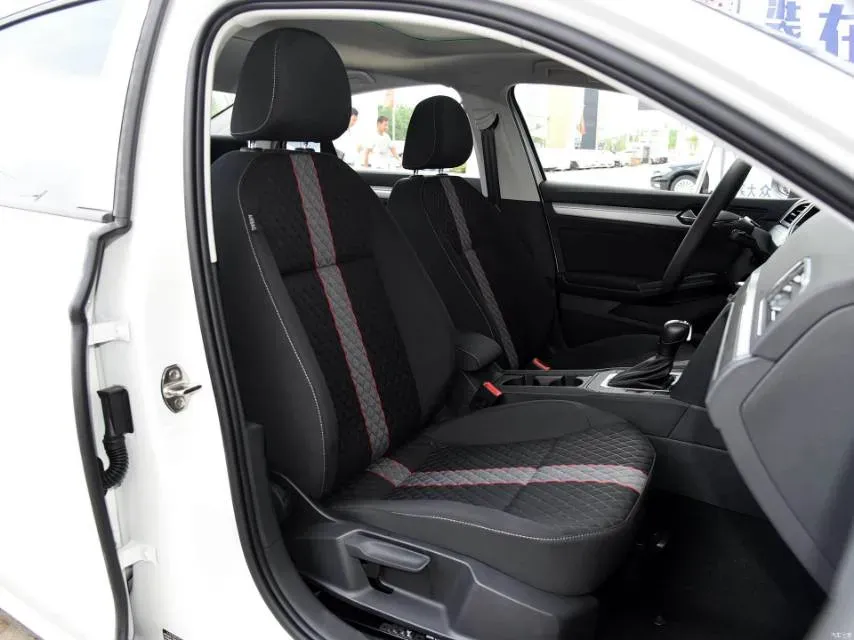 2019 Volkswagen T-Cross 1.4T 150HP L4 7DCT,autocango,china used car exporter,china ev exporter,chinese used car exporter,chinese used ev exporter