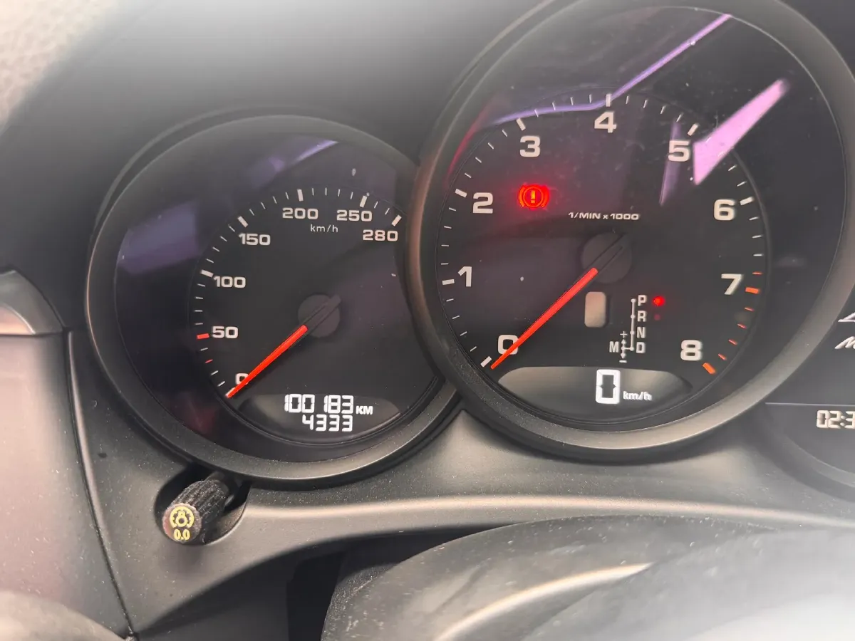 2018 Porsche Macan 2.0T 252HP L4 7DCT,autocango,china used car exporter,china ev exporter,chinese used car exporter,chinese used ev exporter