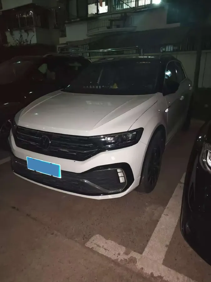 2022 Volkswagen T-Roc 1.4T 150HP L4 7DCT,autocango,china used car exporter,china ev exporter,chinese used car exporter,chinese used ev exporter