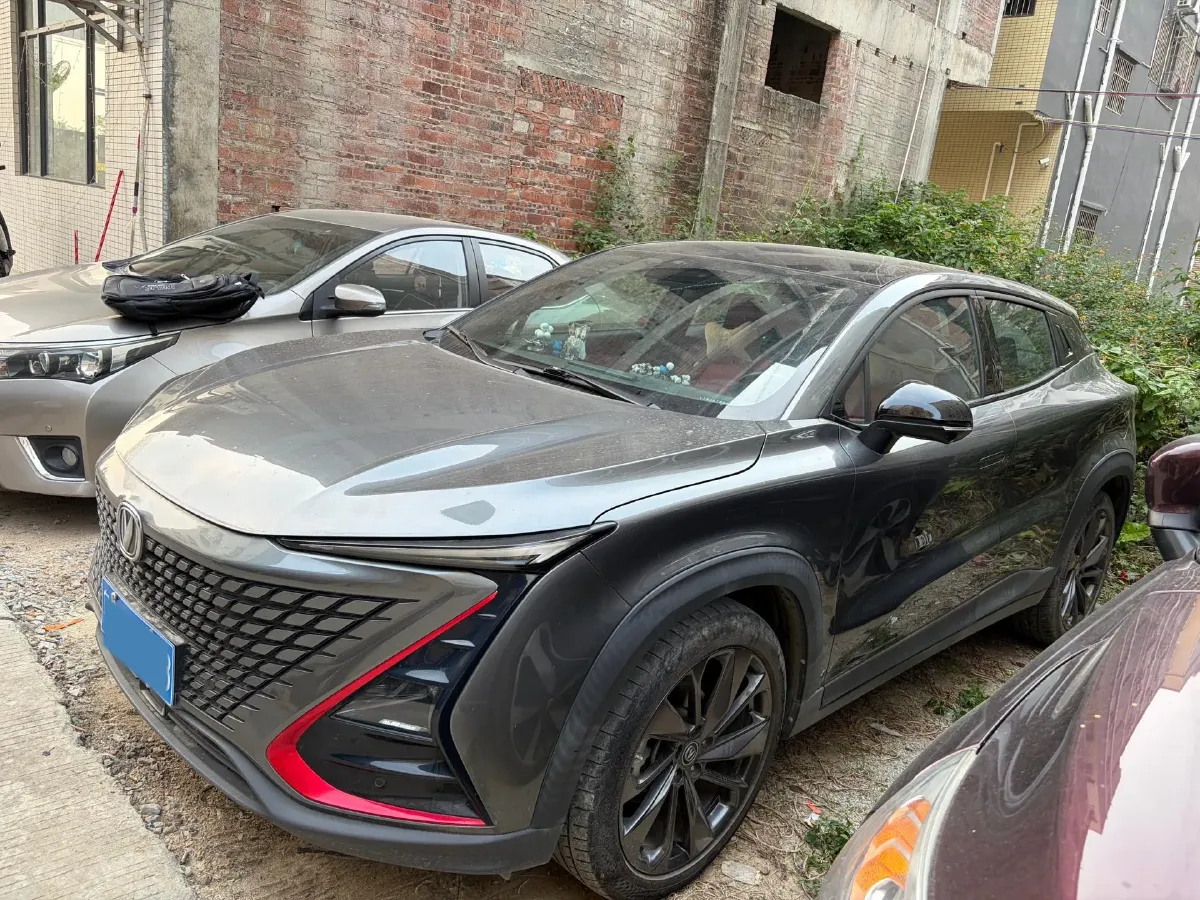 2020 ChangAn UNI-T 1.5T 180HP L4 7DCT,autocango,china used car exporter,china ev exporter,chinese used car exporter,chinese used ev exporter