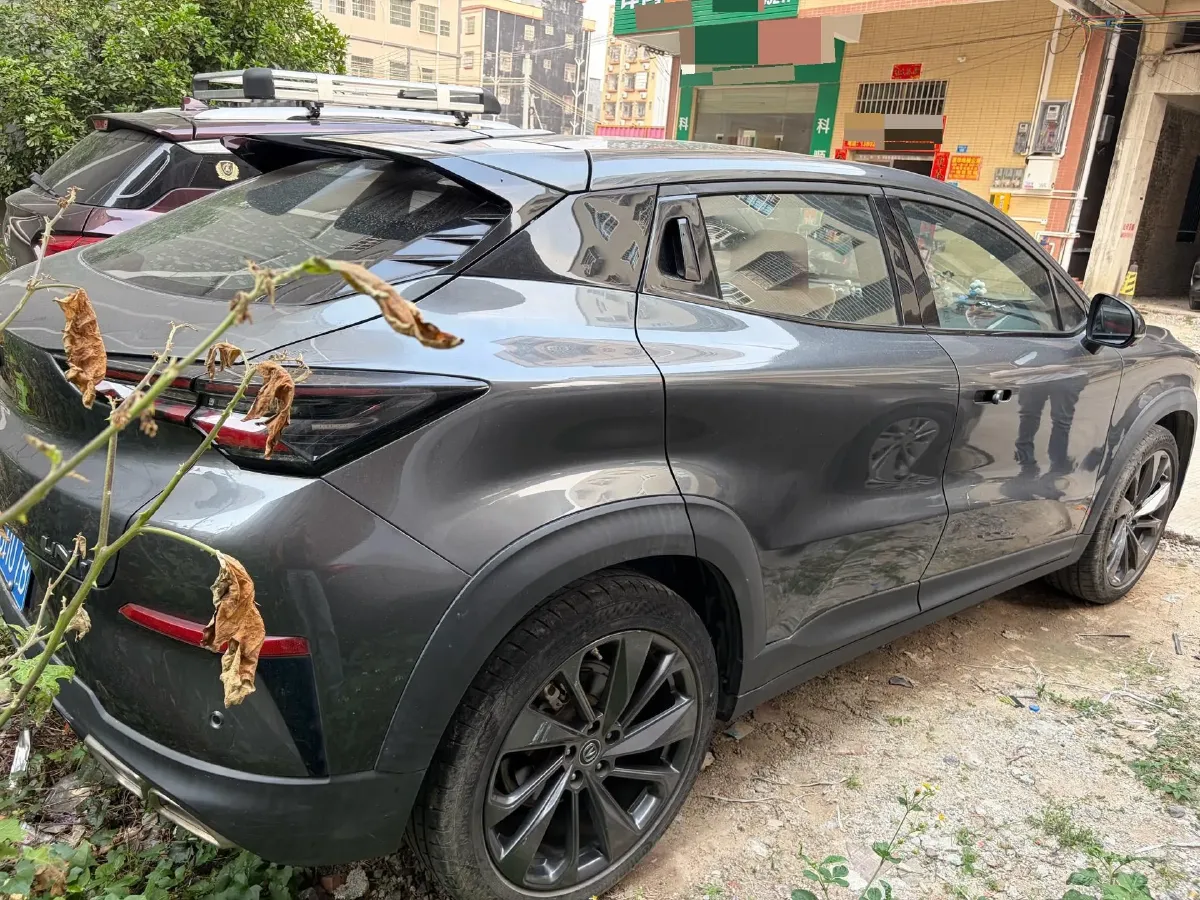 2020 ChangAn UNI-T 1.5T 180HP L4 7DCT,autocango,china used car exporter,china ev exporter,chinese used car exporter,chinese used ev exporter