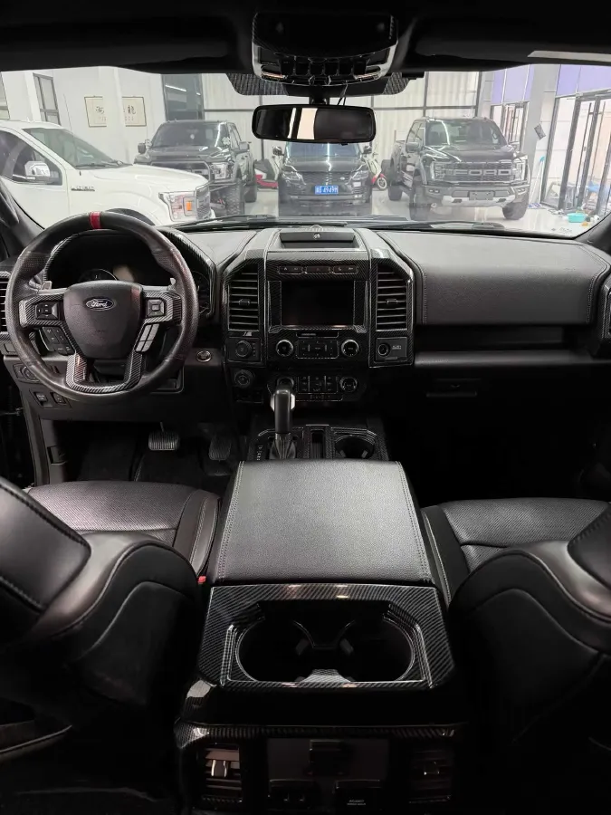 2025 Iveco 3.0T 179HP L4 8AT,autocango,china used car exporter,china ev exporter,chinese used car exporter,chinese used ev exporter