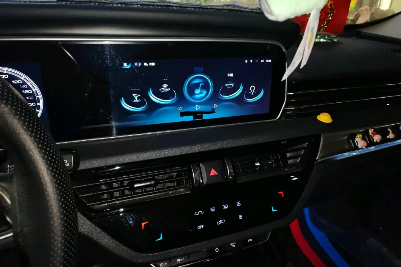 2022 HongQi HS5 2.0T 224HP L4 6AT,autocango,china used car exporter,china ev exporter,chinese used car exporter,chinese used ev exporter