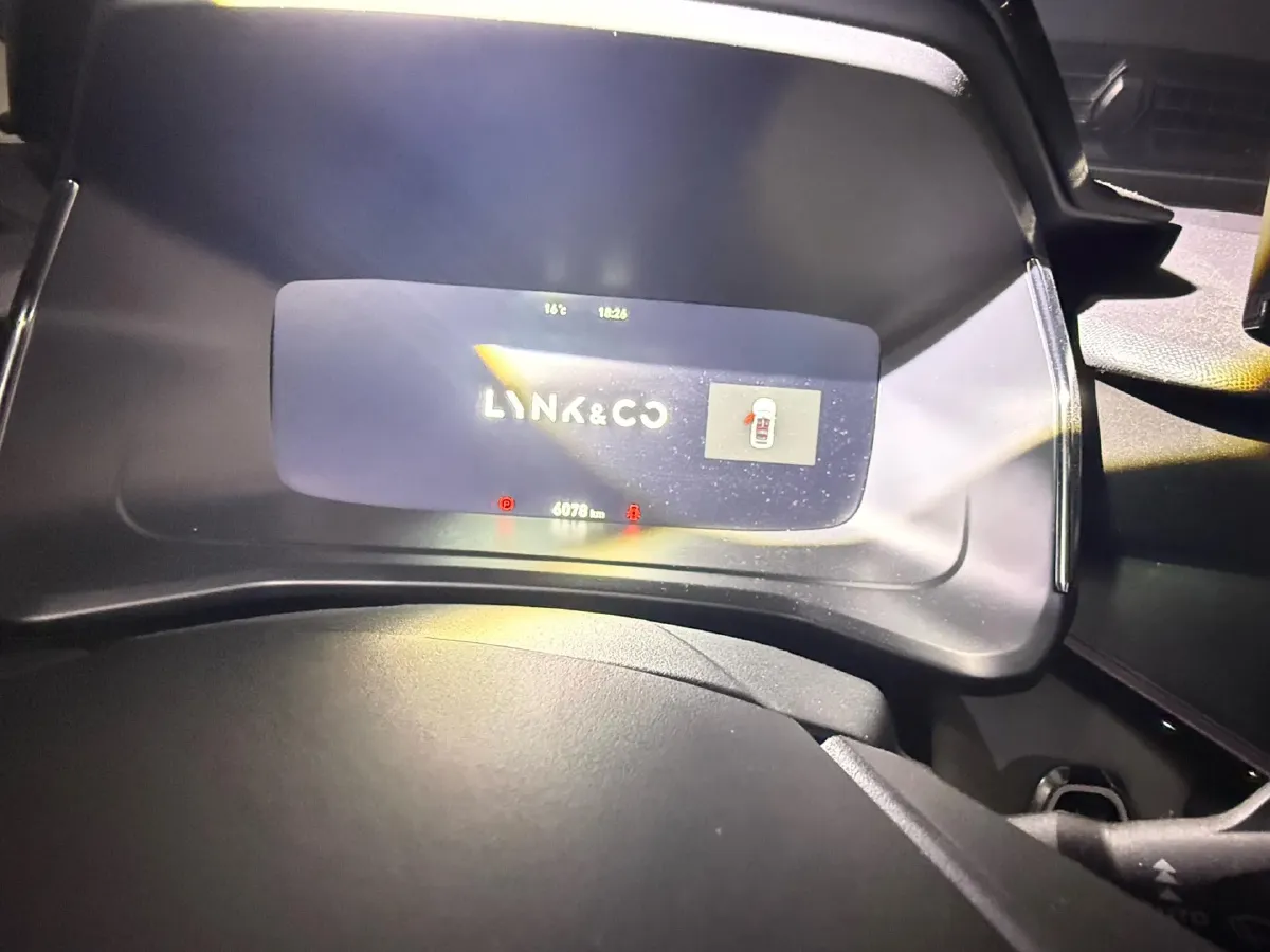 2023 LYNK&CO 03 1.5T 181HP L4 7DCT,autocango,china used car exporter,china ev exporter,chinese used car exporter,chinese used ev exporter