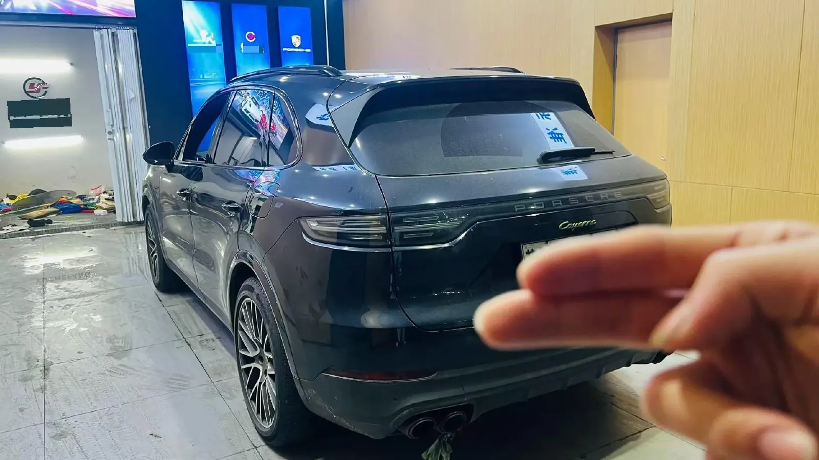 2023 Porsche Cayenne 2.0T 252HP L4 8AT PHEV 17.9KWH,autocango,china used car exporter,china ev exporter,chinese used car exporter,chinese used ev exporter