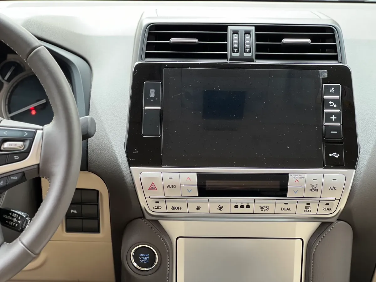 2023 Iveco DeYi 2.5T 122HP L4 6AT,autocango,china used car exporter,china ev exporter,chinese used car exporter,chinese used ev exporter