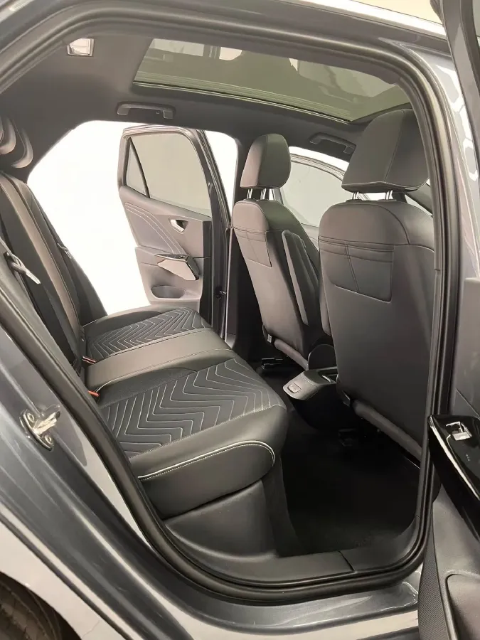 2024 Volkswagen ID.3 BEV 52.8KWH,autocango,china used car exporter,china ev exporter,chinese used car exporter,chinese used ev exporter