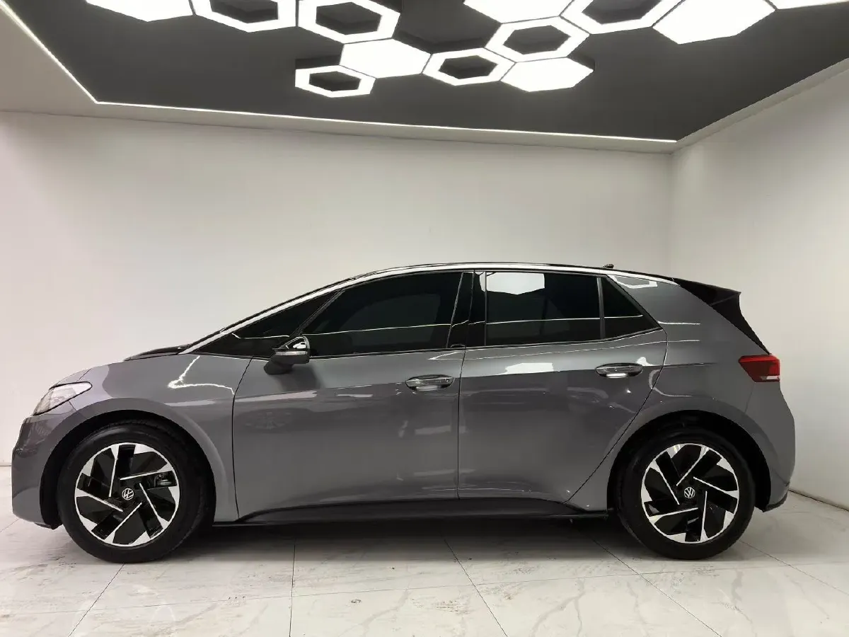 2024 Volkswagen ID.3 BEV 52.8KWH,autocango,china used car exporter,china ev exporter,chinese used car exporter,chinese used ev exporter