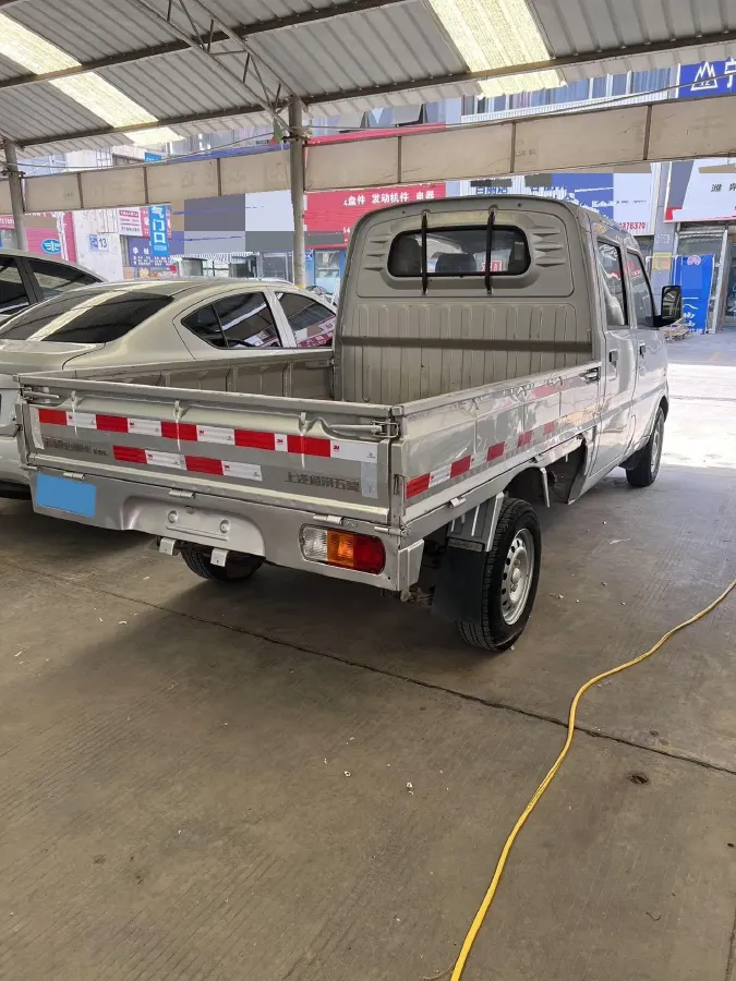 2018 WuLing RongGuang New Truck 1.5L 107HP L4 5MT,autocango,china used car exporter,china ev exporter,chinese used car exporter,chinese used ev exporter