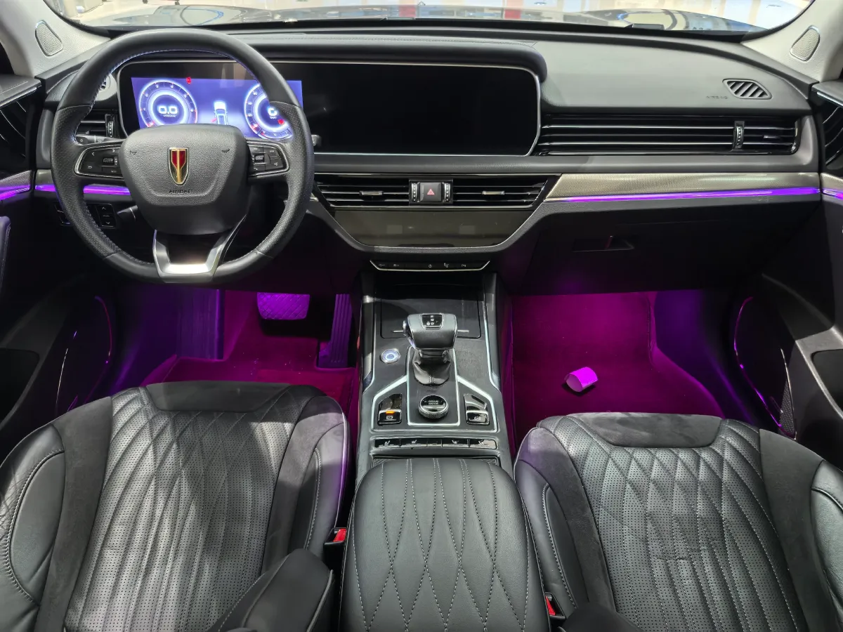 2022 HongQi HS5 2.0T 224HP L4 6AT,autocango,china used car exporter,china ev exporter,chinese used car exporter,chinese used ev exporter