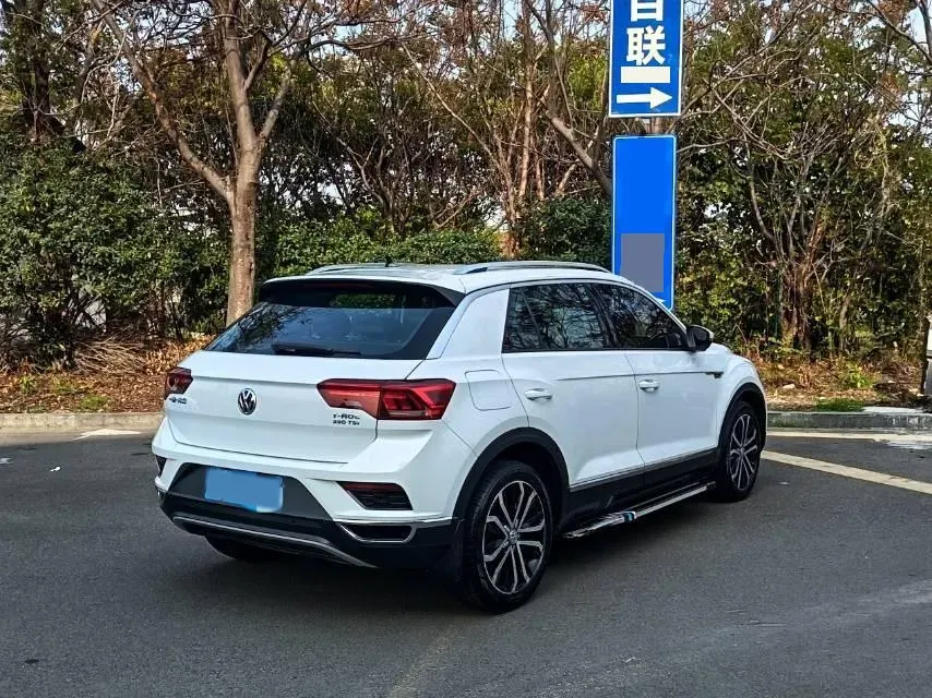 2019 Volkswagen T-Roc 1.4T 150HP L4 7DCT,autocango,china used car exporter,china ev exporter,chinese used car exporter,chinese used ev exporter
