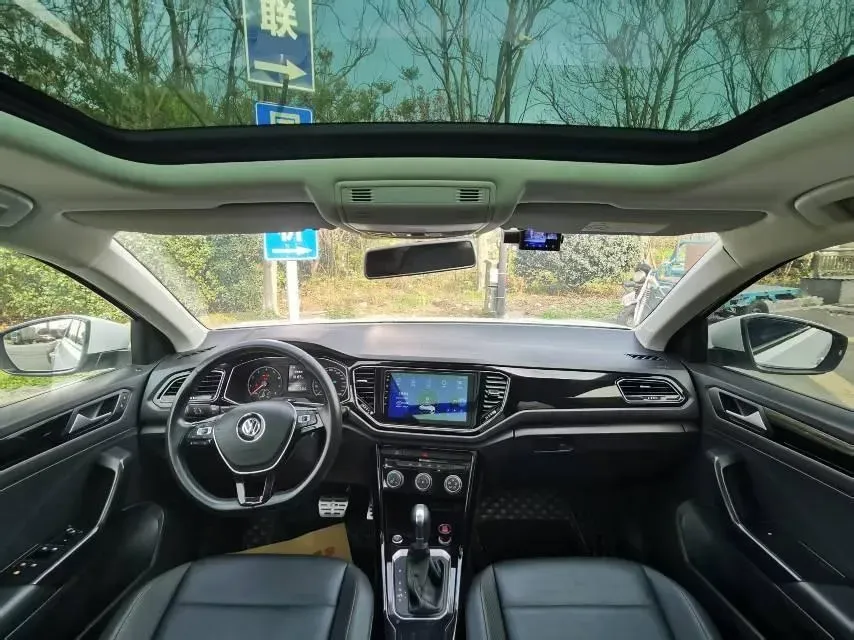 2019 Volkswagen T-Roc 1.4T 150HP L4 7DCT,autocango,china used car exporter,china ev exporter,chinese used car exporter,chinese used ev exporter