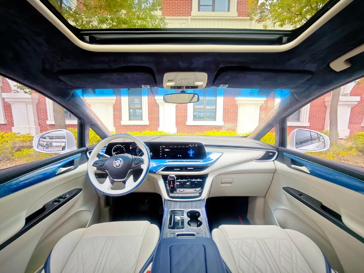 2022 Buick GL8 2.0T 237HP L4 9AT,autocango,china used car exporter,china ev exporter,chinese used car exporter,chinese used ev exporter