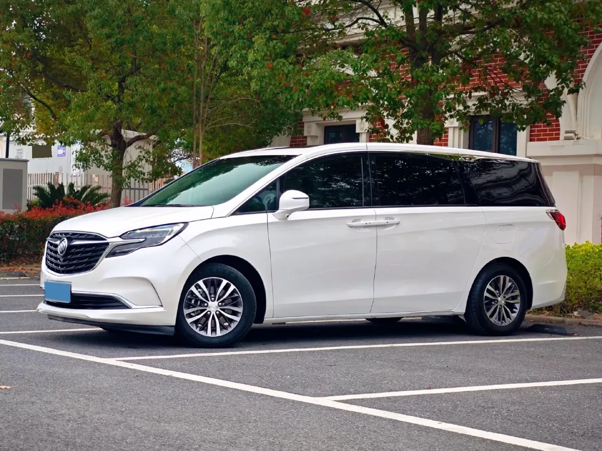 2022 Buick GL8 2.0T 237HP L4 9AT,autocango,china used car exporter,china ev exporter,chinese used car exporter,chinese used ev exporter