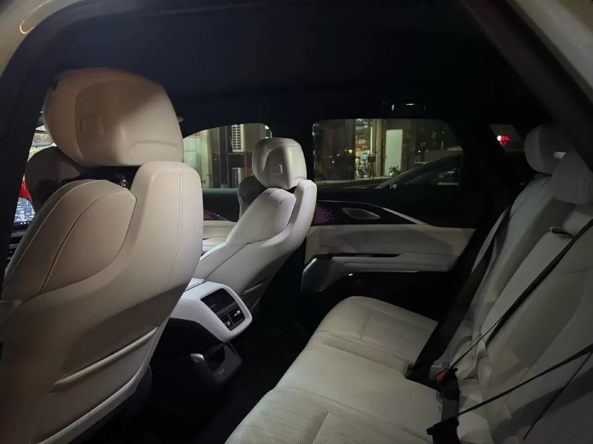 2022 Cadillac CT6 2.0T 237HP L4 10AT,autocango,china used car exporter,china ev exporter,chinese used car exporter,chinese used ev exporter