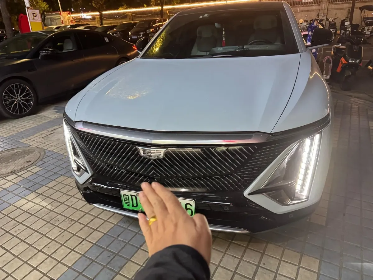 2022 Cadillac CT6 2.0T 237HP L4 10AT,autocango,china used car exporter,china ev exporter,chinese used car exporter,chinese used ev exporter