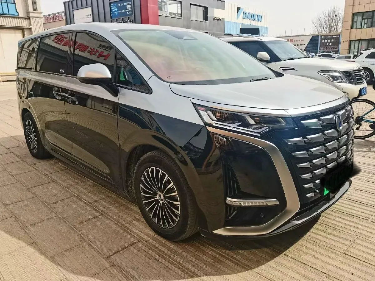 2024 Denza D9 1.5T 139HP L4 E-CVT PHEV 40KWH,autocango,china used car exporter,china ev exporter,chinese used car exporter,chinese used ev exporter