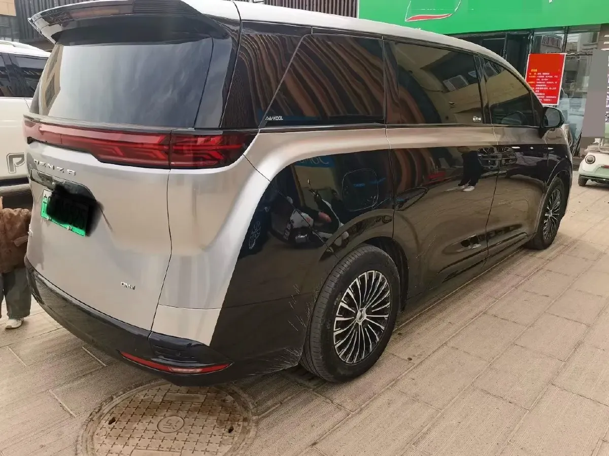 2024 Denza D9 1.5T 139HP L4 E-CVT PHEV 40KWH,autocango,china used car exporter,china ev exporter,chinese used car exporter,chinese used ev exporter