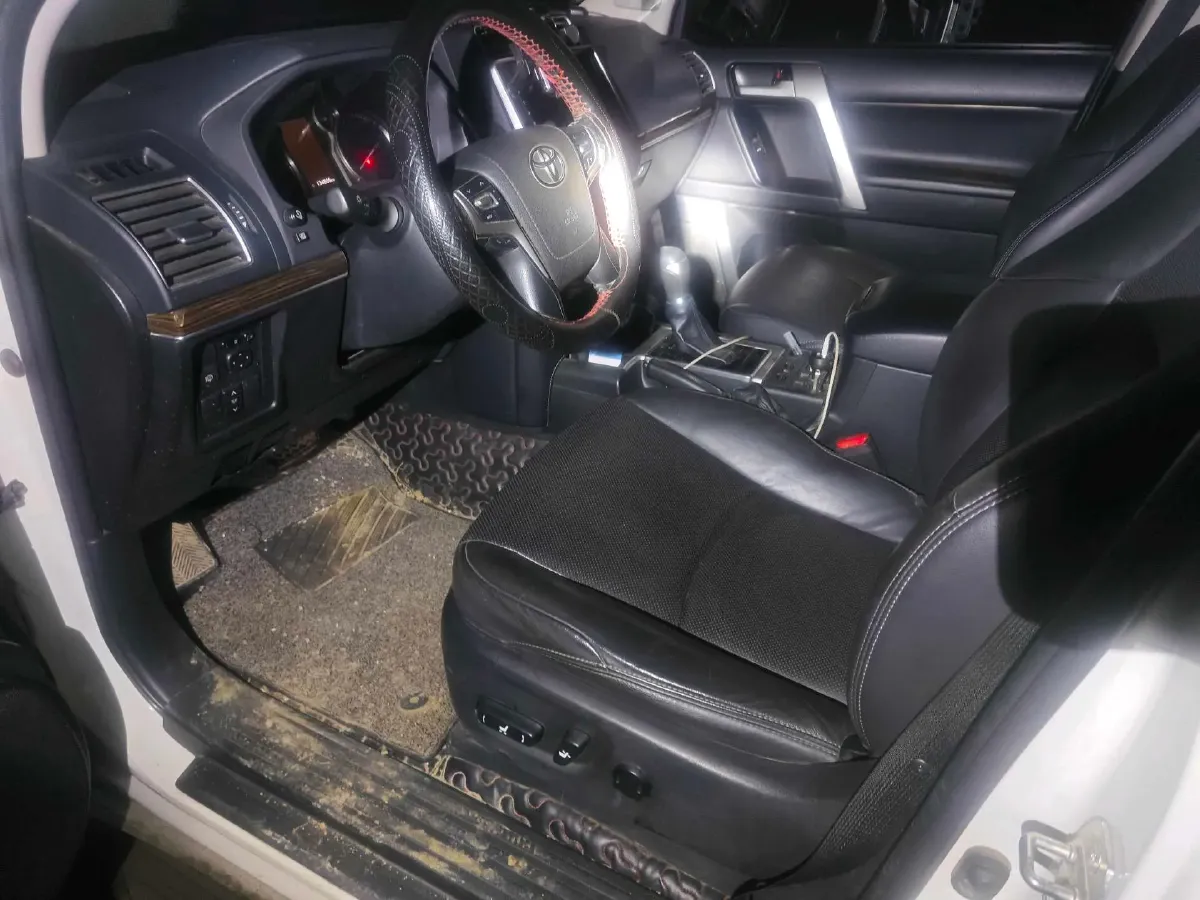 2018 Toyota Land Cruiser Prado 3.5L 280HP V6 6AT,autocango,china used car exporter,china ev exporter,chinese used car exporter,chinese used ev exporter