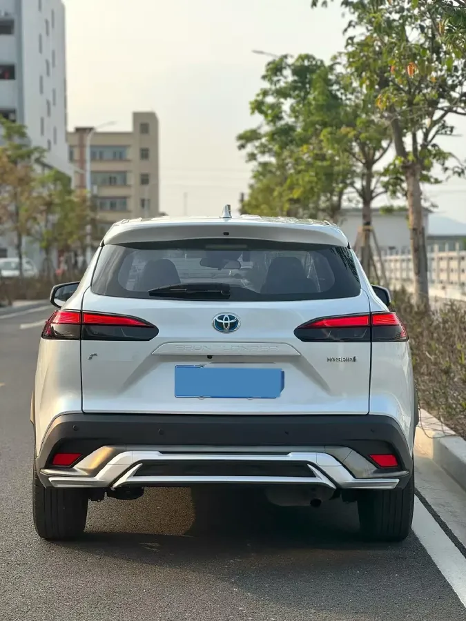 2023 Toyota Frontlander 2.0L 152HP L4 E-CVT Hybrid,autocango,china used car exporter,china ev exporter,chinese used car exporter,chinese used ev exporter