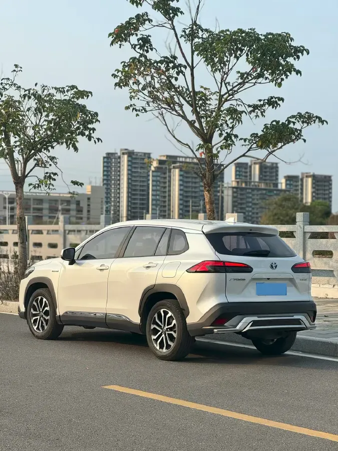2023 Toyota Frontlander 2.0L 152HP L4 E-CVT Hybrid,autocango,china used car exporter,china ev exporter,chinese used car exporter,chinese used ev exporter