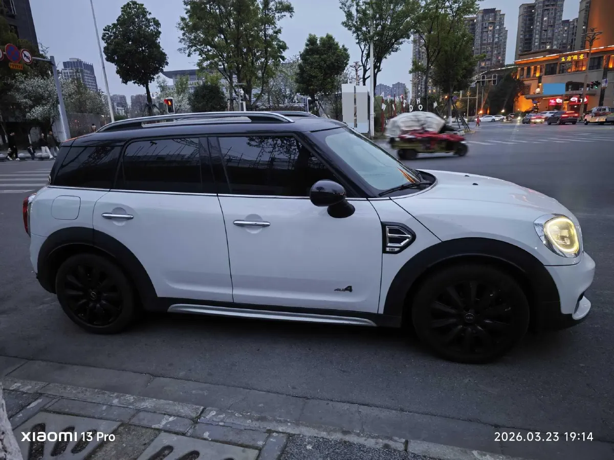 2017 MINI COUNTRYMAN 1.5T 136HP L3 8AT,autocango,china used car exporter,china ev exporter,chinese used car exporter,chinese used ev exporter