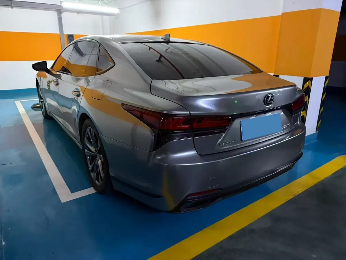 2018 Jaguar XJ 3.0T 340HP V6 8AT,autocango,china used car exporter,china ev exporter,chinese used car exporter,chinese used ev exporter