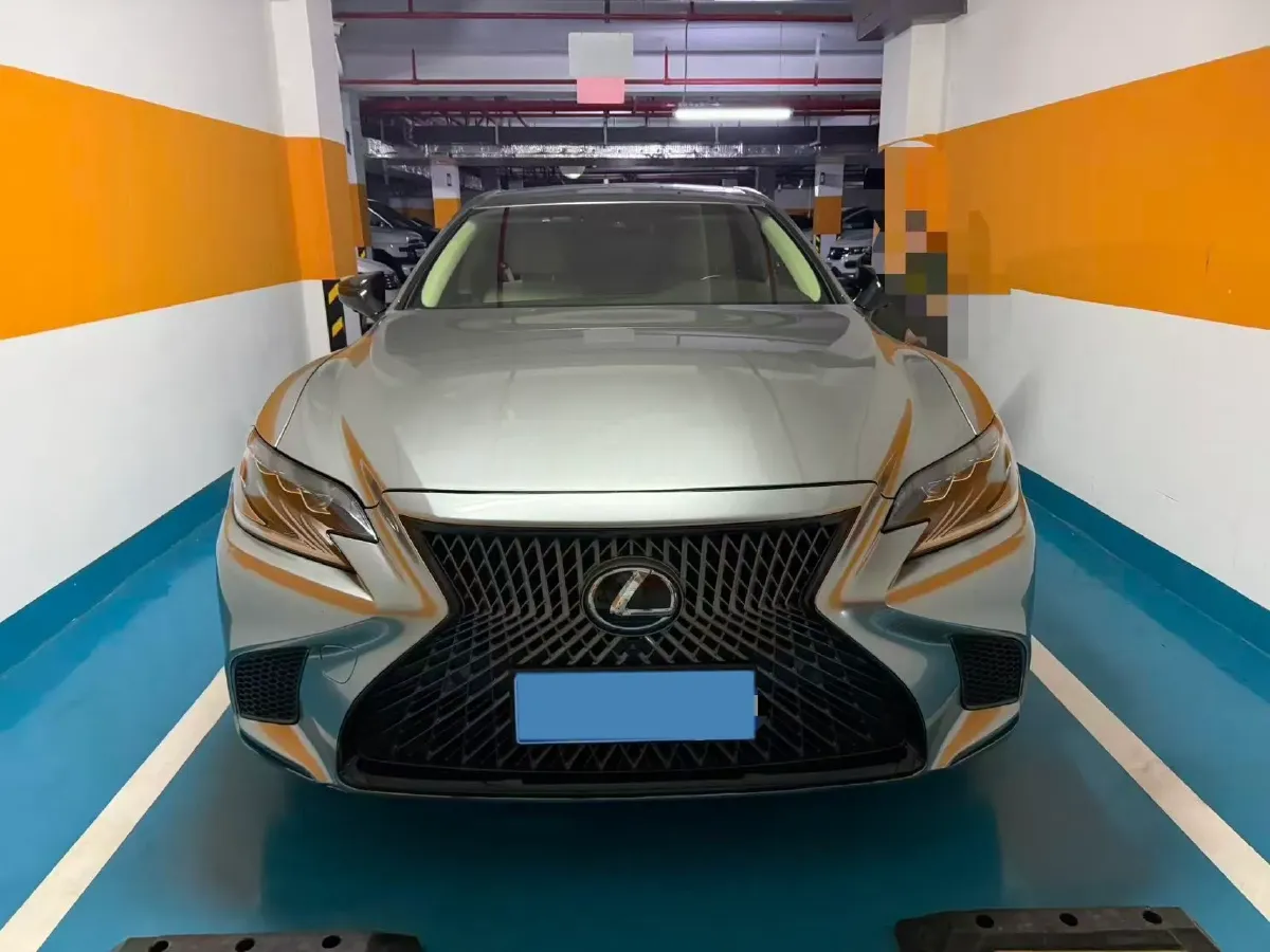 2018 Jaguar XJ 3.0T 340HP V6 8AT,autocango,china used car exporter,china ev exporter,chinese used car exporter,chinese used ev exporter