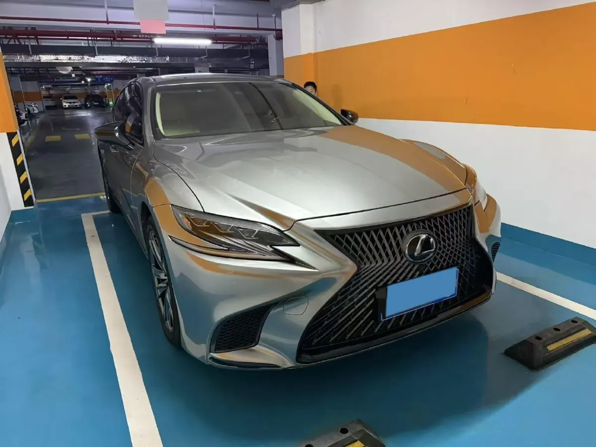 2018 Jaguar XJ 3.0T 340HP V6 8AT,autocango,china used car exporter,china ev exporter,chinese used car exporter,chinese used ev exporter