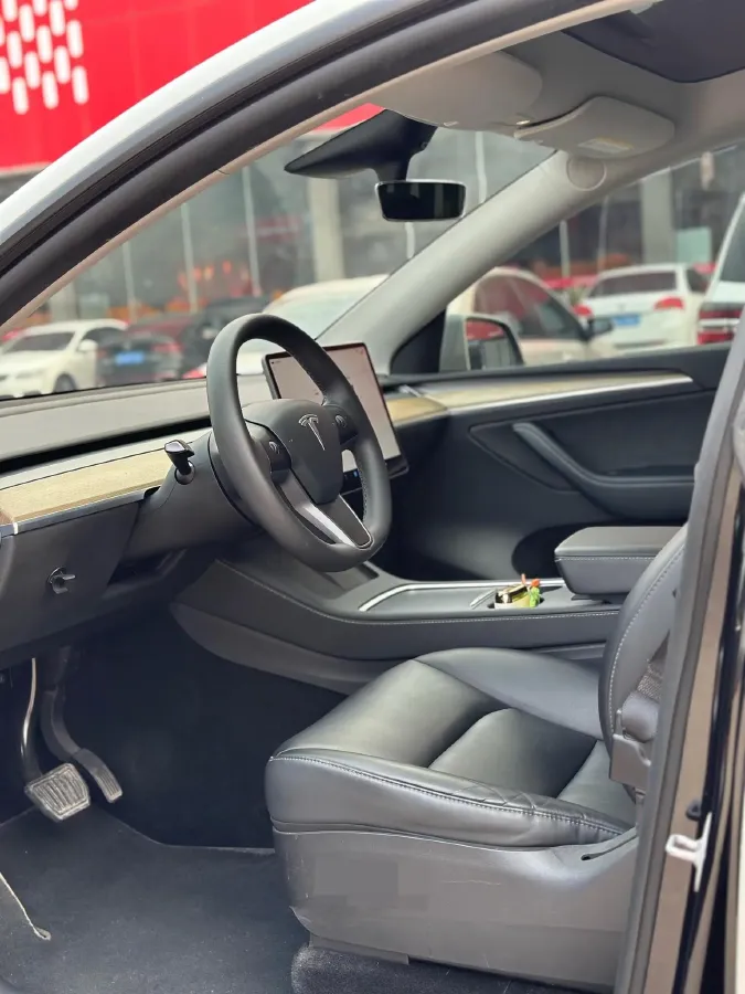 2022 Tesla Model Y BEV 60KWH,autocango,china used car exporter,china ev exporter,chinese used car exporter,chinese used ev exporter