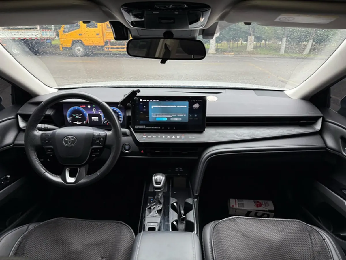 2024 Toyota Camry 2.0L 173HP L4 CVT,autocango,china used car exporter,china ev exporter,chinese used car exporter,chinese used ev exporter