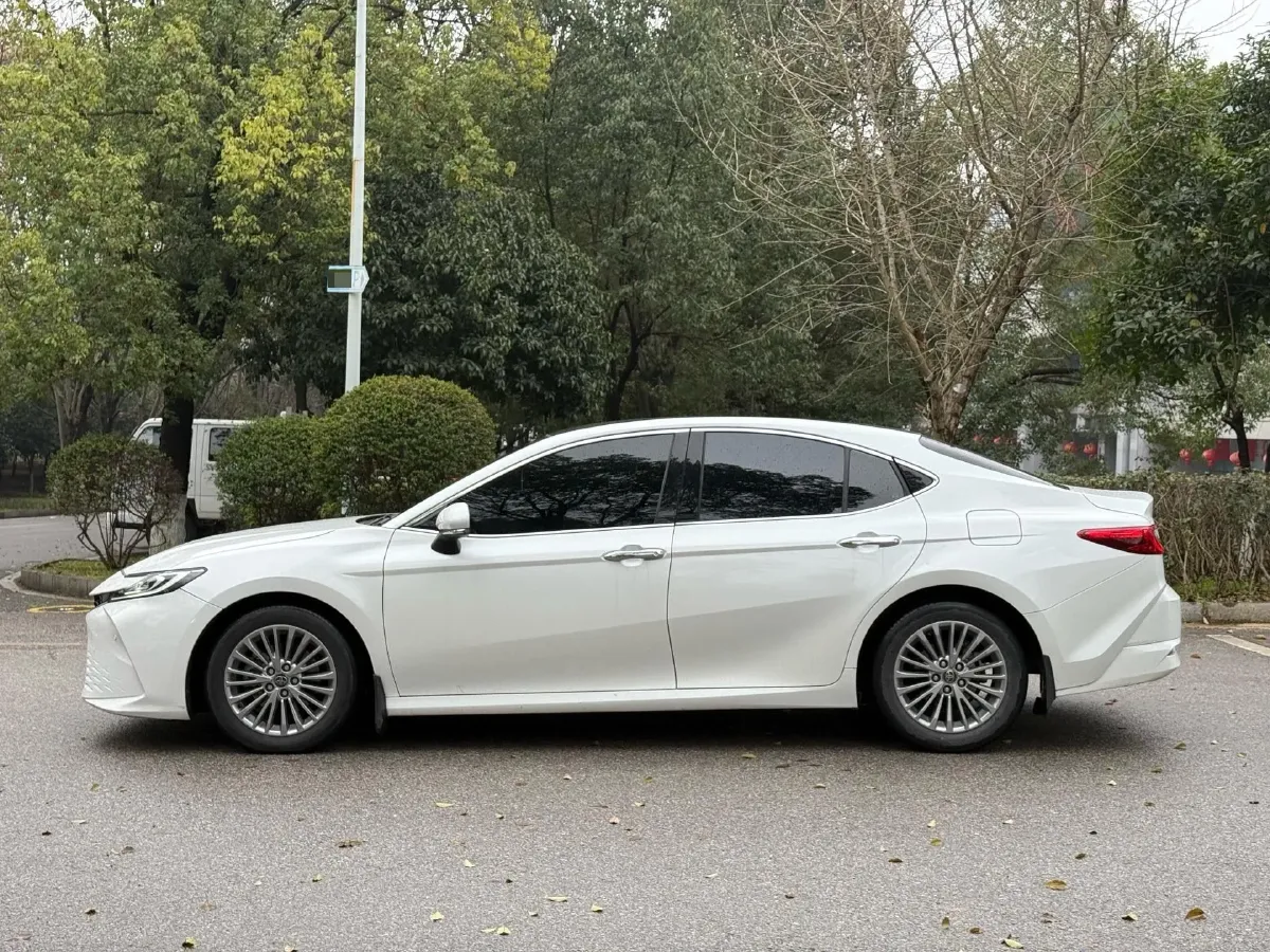 2024 Toyota Camry 2.0L 173HP L4 CVT,autocango,china used car exporter,china ev exporter,chinese used car exporter,chinese used ev exporter