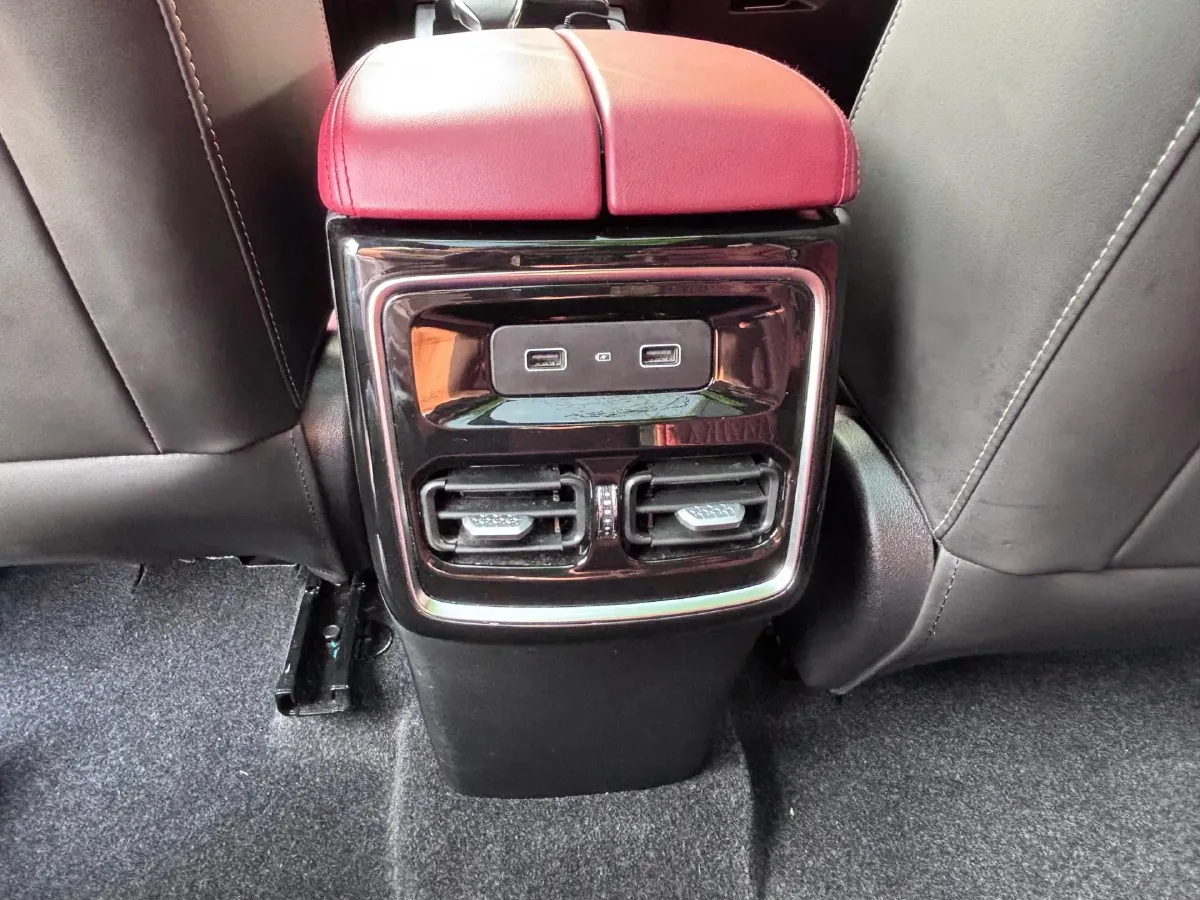 2023 Jetour X70 Plus 1.5T 156HP L4 6DCT,autocango,china used car exporter,china ev exporter,chinese used car exporter,chinese used ev exporter