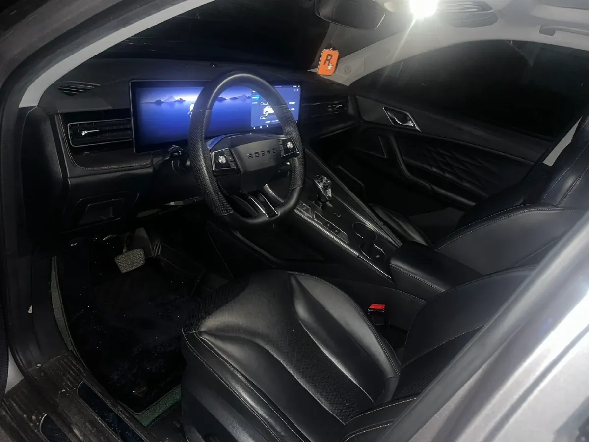 2023 Roewe RX5 1.5T 188HP L4 7DCT,autocango,china used car exporter,china ev exporter,chinese used car exporter,chinese used ev exporter