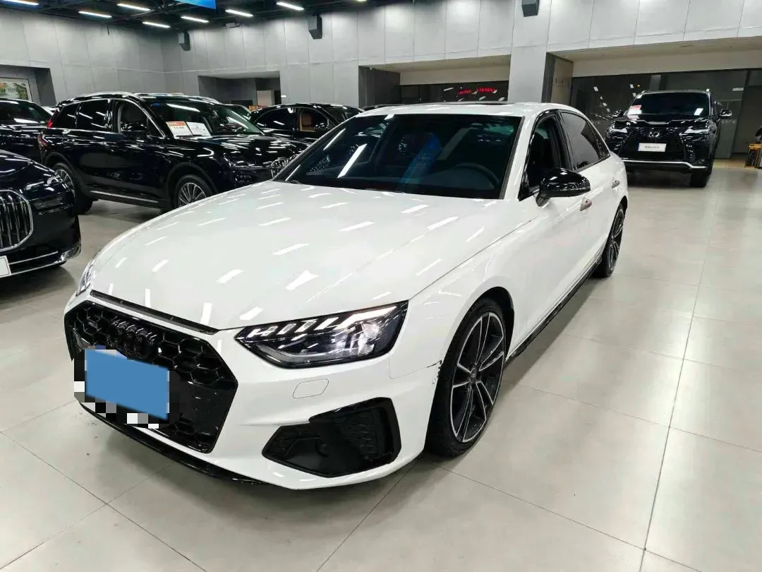 2024 Audi A4L 2.0T 245HP L4 7DCT,autocango,china used car exporter,china ev exporter,chinese used car exporter,chinese used ev exporter
